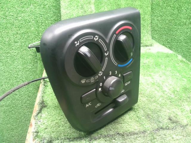 NV100クリッパー Ａ／Ｃスイッチパネル HBD-DR17V 27511-4A03H