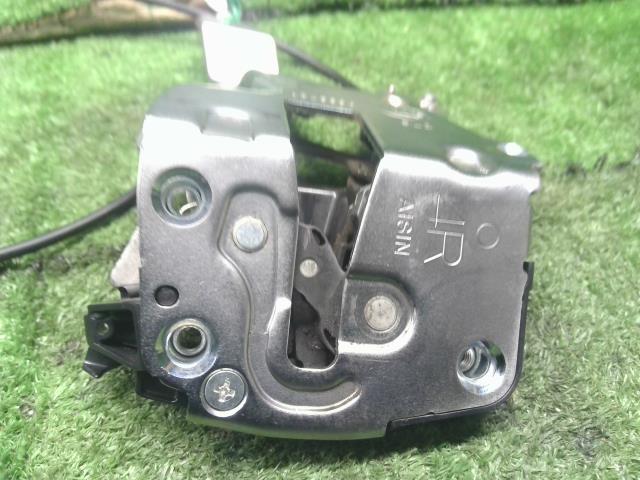 NV100クリッパー 右Ｒドアロックソレノイド HBD-DR17V 82480-4A00J