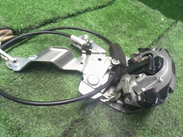 NV100クリッパー 左Ｒドアロックソレノイド HBD-DR17V 82481-4A00J