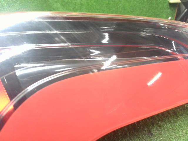 デイズ 右テールランプ 5BA-B43W 26550-7MA1A