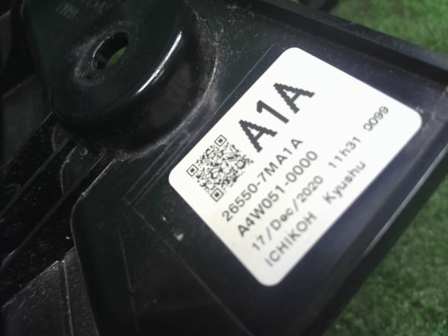 デイズ 右テールランプ 5BA-B43W 26550-7MA1A