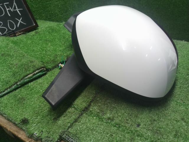 Ｎ－ＢＯＸ 右サイドミラー DBA-JF4 76208-TTA-J11