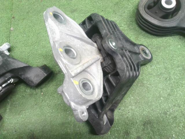 Ｎ－ＢＯＸ E/G部品 DBA-JF4 50820TTA-003