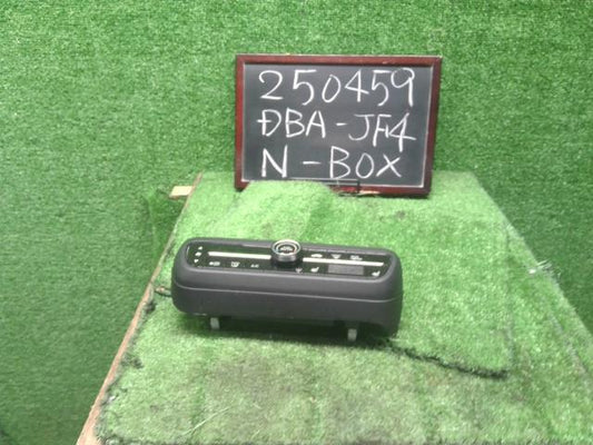 Ｎ－ＢＯＸ Ａ／Ｃスイッチパネル DBA-JF4 79601-TTB-J51ZB