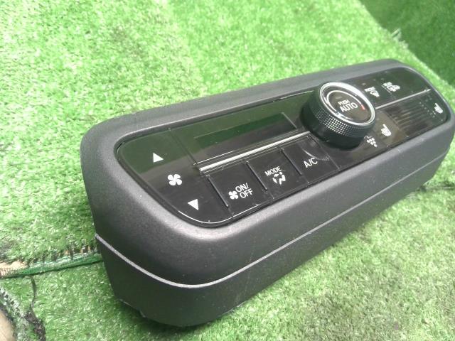 Ｎ－ＢＯＸ Ａ／Ｃスイッチパネル DBA-JF4 79601-TTB-J51ZB