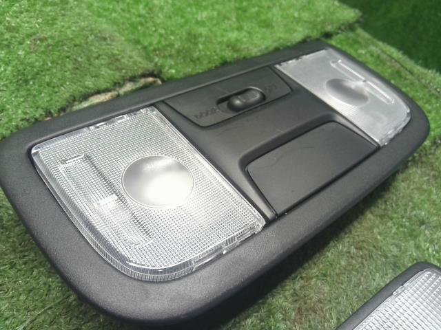 Ｎ－ＢＯＸ ルームランプ DBA-JF4 34254-TTA-J01ZA