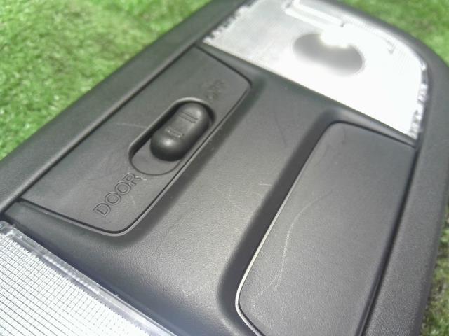Ｎ－ＢＯＸ ルームランプ DBA-JF4 34254-TTA-J01ZA