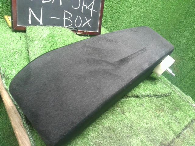 Ｎ－ＢＯＸ アームレスト DBA-JF4 81180-TTA-N41ZA