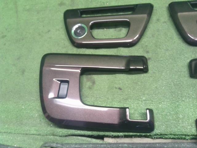 Ｎ－ＢＯＸ 内装部品 DBA-JF4 83506-TTA-J31ZA