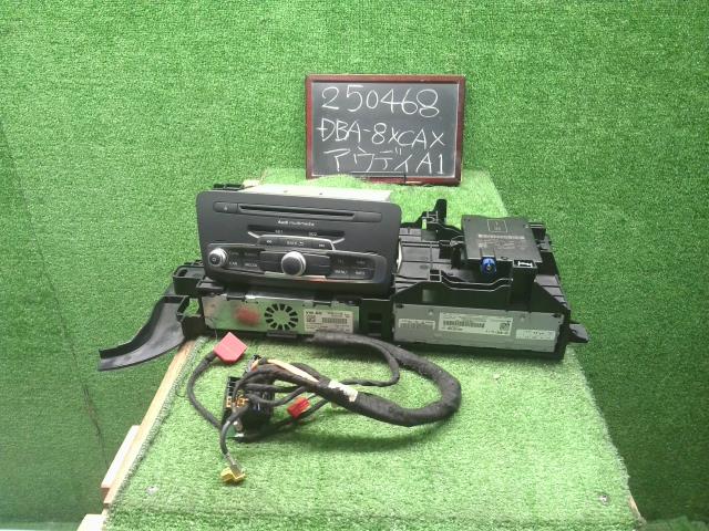アウディ A1 カーナビゲーション DBA-8XCAX 8X0 035 678 B