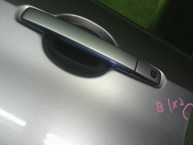 ｅＫクロス 左ＦドアＡＳＳＹ 5AA-B37W 5220AD55
