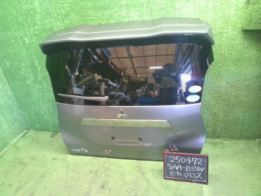 ｅＫクロス バックドアＡＳＳＹ 5AA-B37W 5801C316