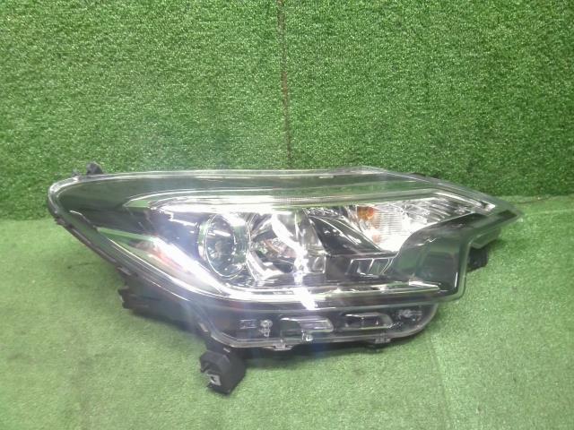 ノート 右ヘッドランプＡＳＳＹ DAA-HE12 26010-5WK5D
