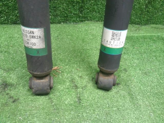ノート Ｒストラット・アブソーバーセット DAA-HE12 E6210-5WK3A