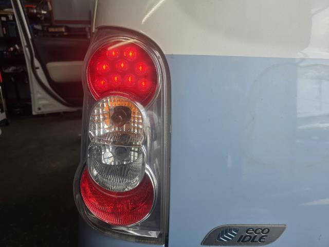 ミラココア 左テールランプ DBA-L685S 81560-B2480