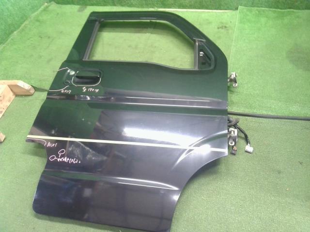エブリィ 右ＦドアＡＳＳＹ ABA-DA17W 68001-64P10