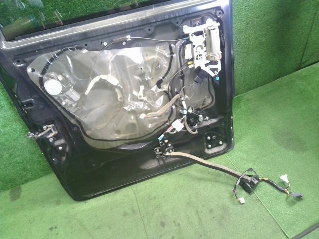 エブリィ 左ＲドアＡＳＳＹ ABA-DA17W 68701-64P20
