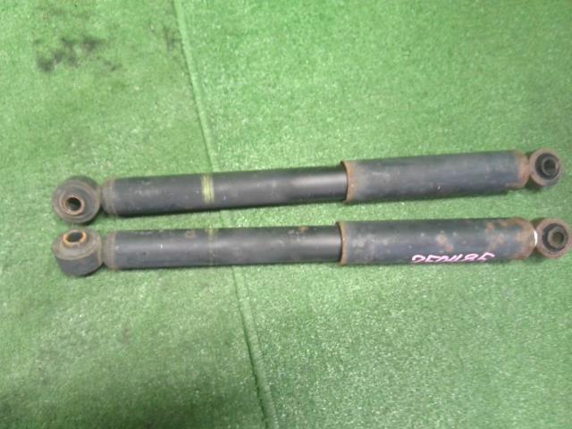 エブリィ Ｒストラット・アブソーバーセット ABA-DA17W 41700-64P10