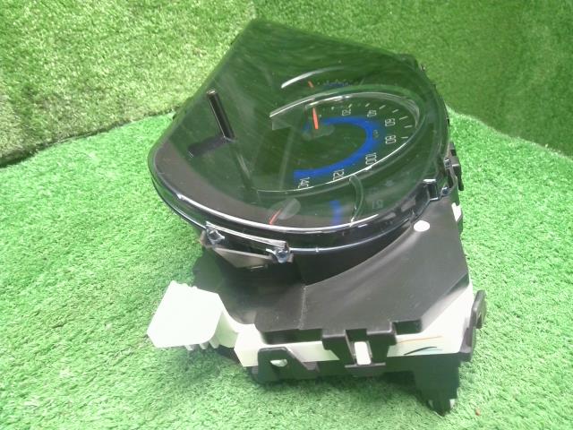 エブリィ スピードメーター ABA-DA17W 34100-64PD1
