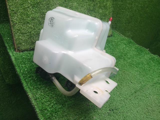 エブリィ ウォッシャータンク ABA-DA17W 38450-64P00