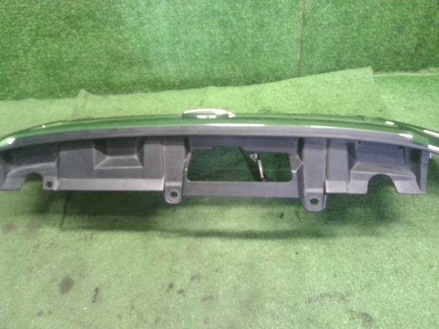 デイズ ラジエータグリル DBA-B21W 62300-6A06F