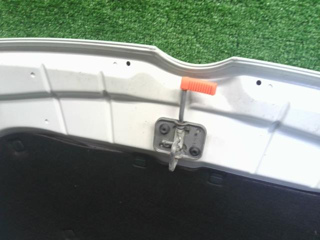 VW ポロ ボンネットフード DBA-6RCBZ 6R0823031G