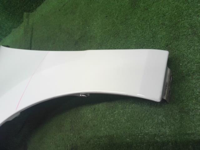 VW ポロ 左Ｆフェンダー DBA-6RCBZ 6R0821105J