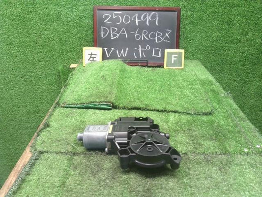 VW ポロ 左Ｆドアレギュレータ・モーター DBA-6RCBZ 6R0959801