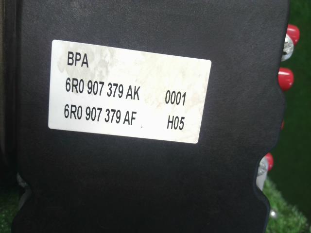 VW ポロ ＡＢＳアクチュエーター DBA-6RCBZ 6R0614517BA