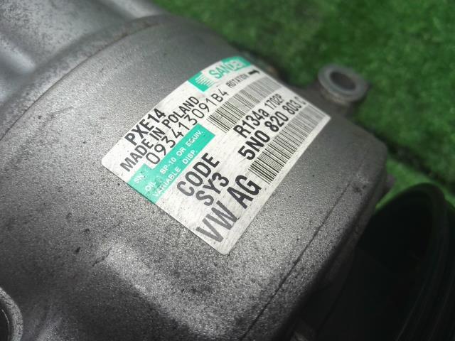 VW ポロ Ａ／Ｃコンプレッサー DBA-6RCBZ 5N0820803C
