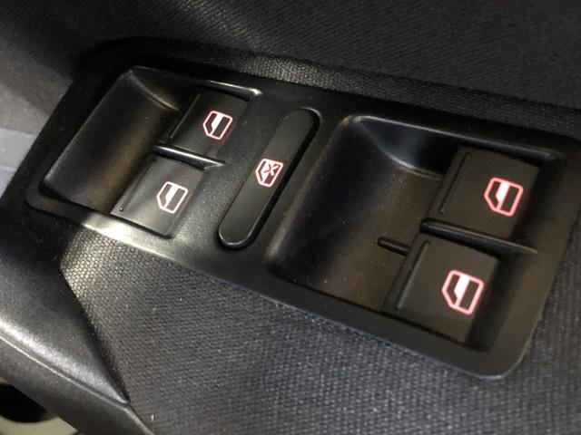 VW ポロ パワーウインドウスイッチ DBA-6RCBZ 1K4959857B
