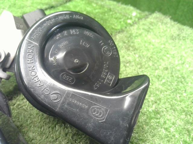 VW ポロ ホーン DBA-6RCBZ 6R0951221A