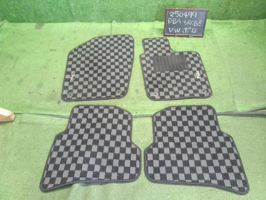 VW ポロ フロアマット DBA-6RCBZ