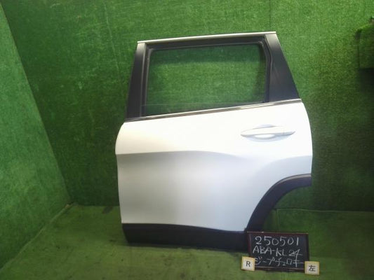 ジープ チェロキー 左ＲドアＡＳＳＹ ABA-KL24