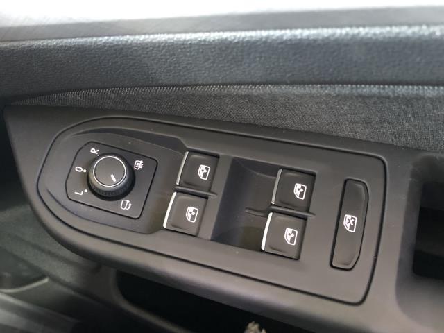 VW ゴルフヴァリアント パワーウインドウスイッチ 3AA-CDDLAV