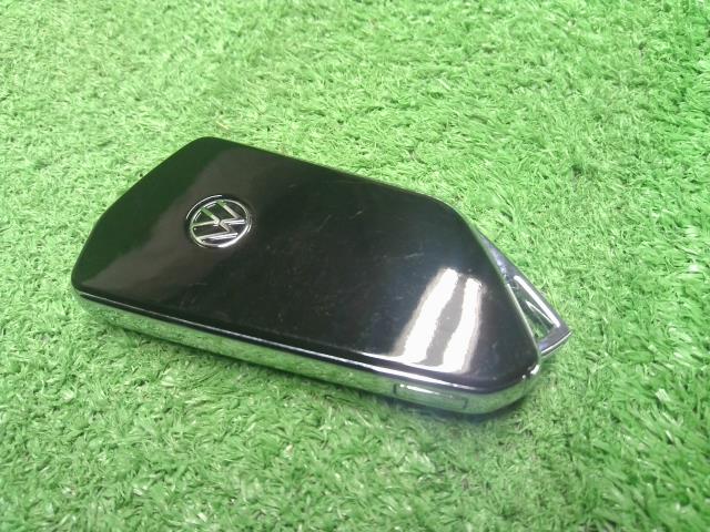 VW ゴルフヴァリアント キーレスリモコン 3AA-CDDLAV