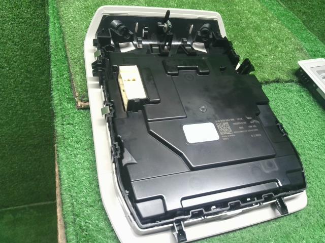 VW ゴルフヴァリアント ルームランプ 3AA-CDDLAV