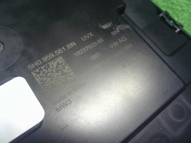 VW ゴルフヴァリアント ルームランプ 3AA-CDDLAV