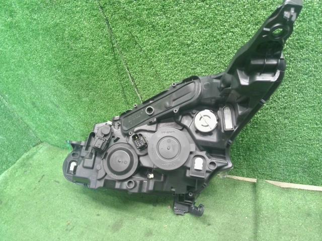 プジョー 208 右ヘッドランプＡＳＳＹ ABA-A9HN01