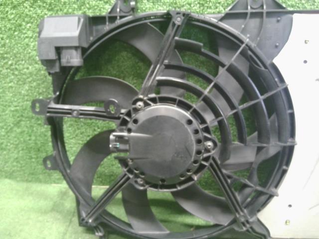プジョー 208 電動ファン ABA-A9HN01