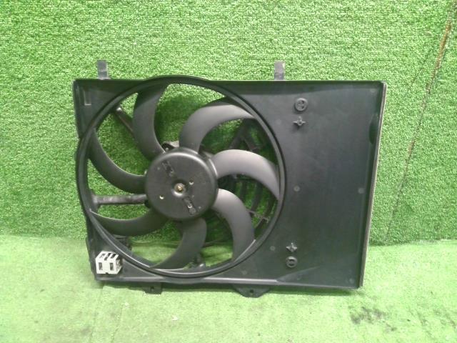 プジョー 208 電動ファン ABA-A9HN01