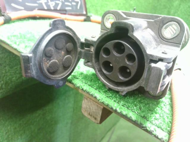 ミニキャブミーブ ハイブリッド部品 ZAB-U67V