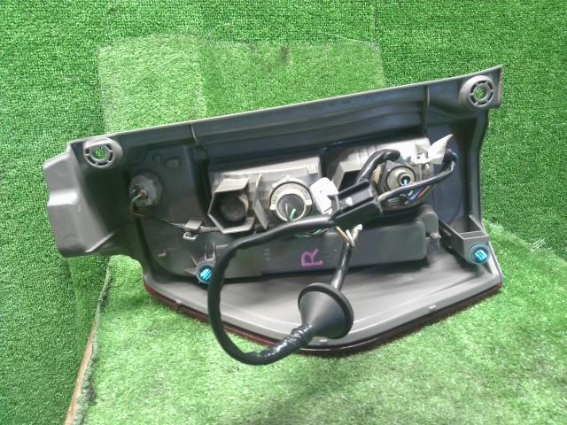 タント 右テールランプ DBA-LA600S 81551-B2350