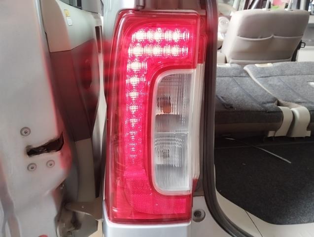 タント 左テールランプ DBA-LA600S 81561-B2350