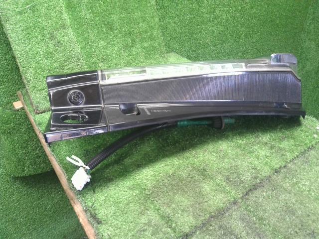 Ｎ－ＢＯＸ 左テールランプ DBA-JF2 33551-TY0-J51