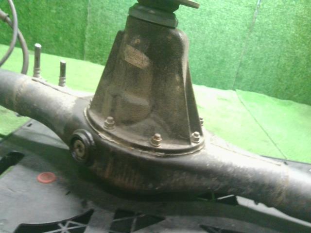 ミニキャブ ＲアクスルホーシングＡＳＳＹ GBD-U62T 3711A219