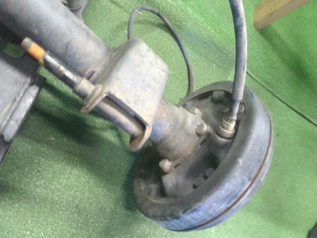 ミニキャブ ＲアクスルホーシングＡＳＳＹ GBD-U62T 3711A219
