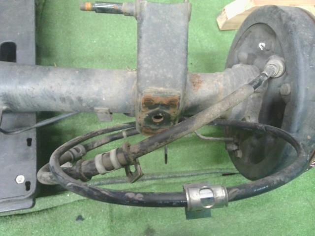 ミニキャブ ＲアクスルホーシングＡＳＳＹ GBD-U62T 3711A219