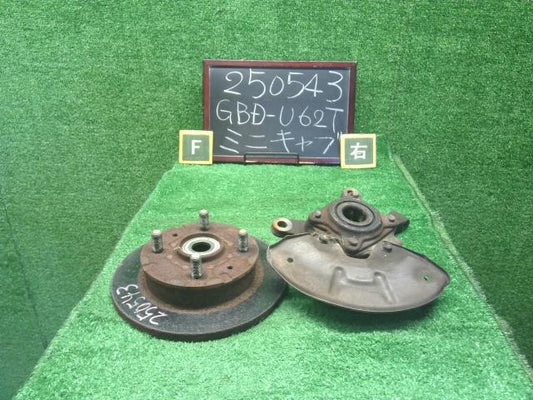 ミニキャブ 右ＦナックルハブＡＳＳＹ GBD-U62T MR353693