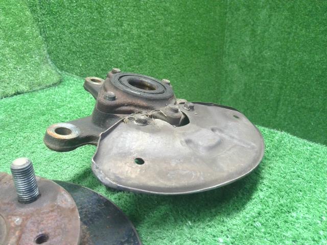 ミニキャブ 右ＦナックルハブＡＳＳＹ GBD-U62T MR353693